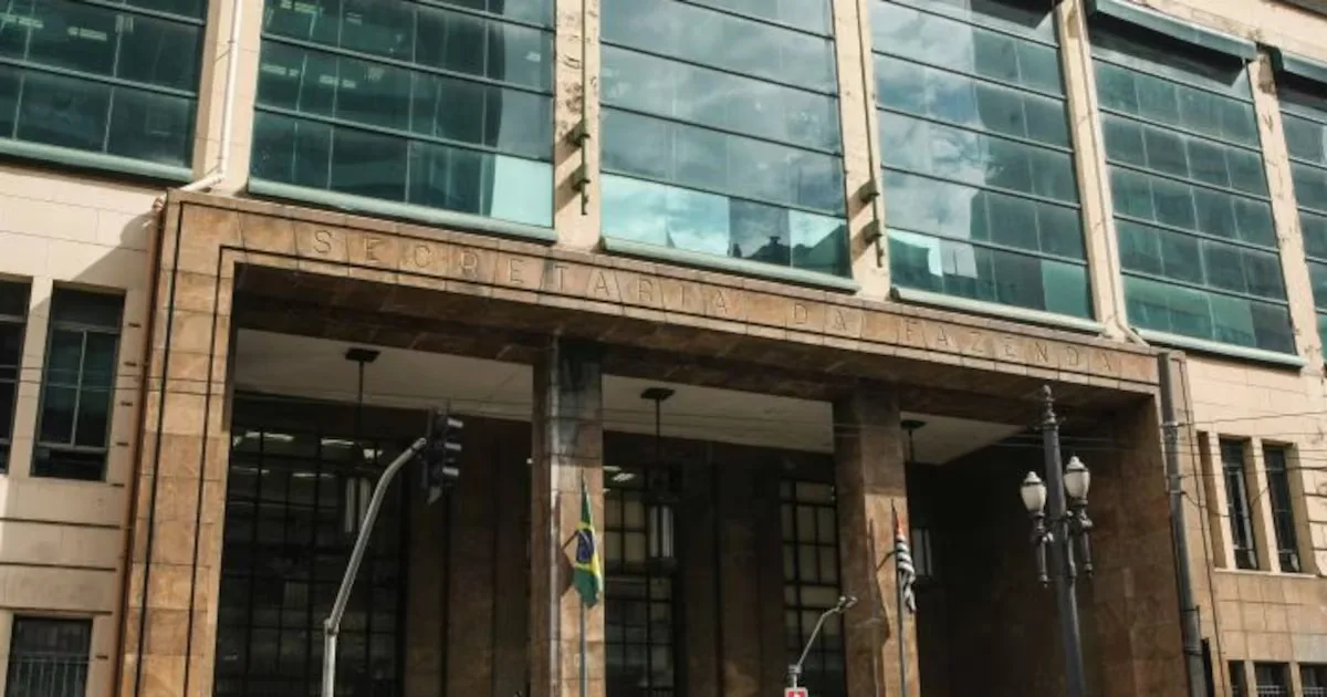 Falta de documentos impede ida de auditora da Fazenda-SP a Madri