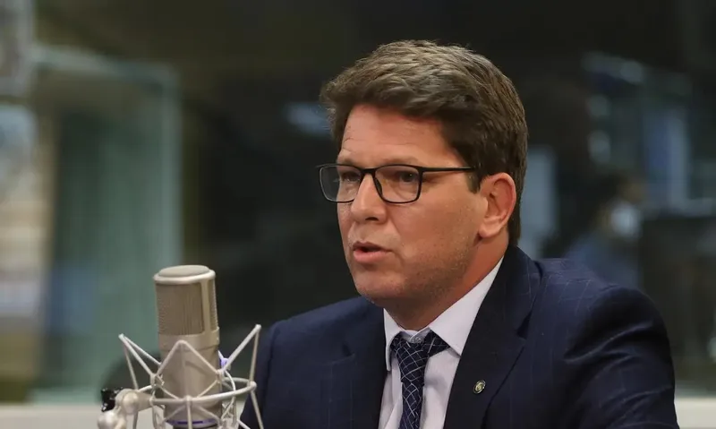 Frias diz que investigação sobre emenda pode ser esclarecida com documentos