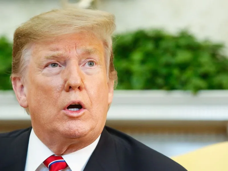 Trump diz a Putin que fim da guerra pode reaproximar EUA e Rússia