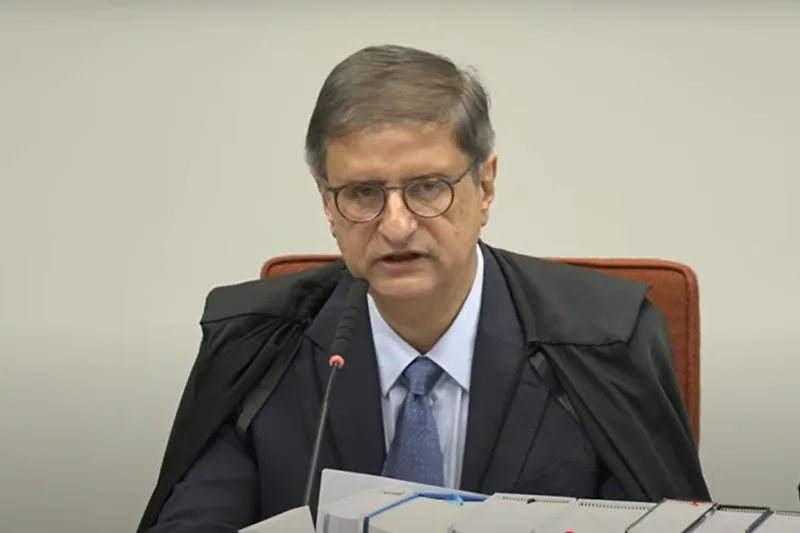 Delegados pedem impedimento de Paulo Gonet em apuração sobre diálogos de Vorcaro