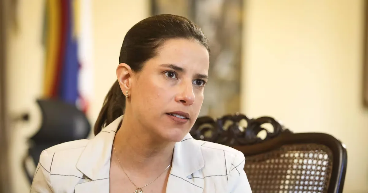 Raquel Lyra prepara expansão de programa para gestantes após fala sobre laqueadura