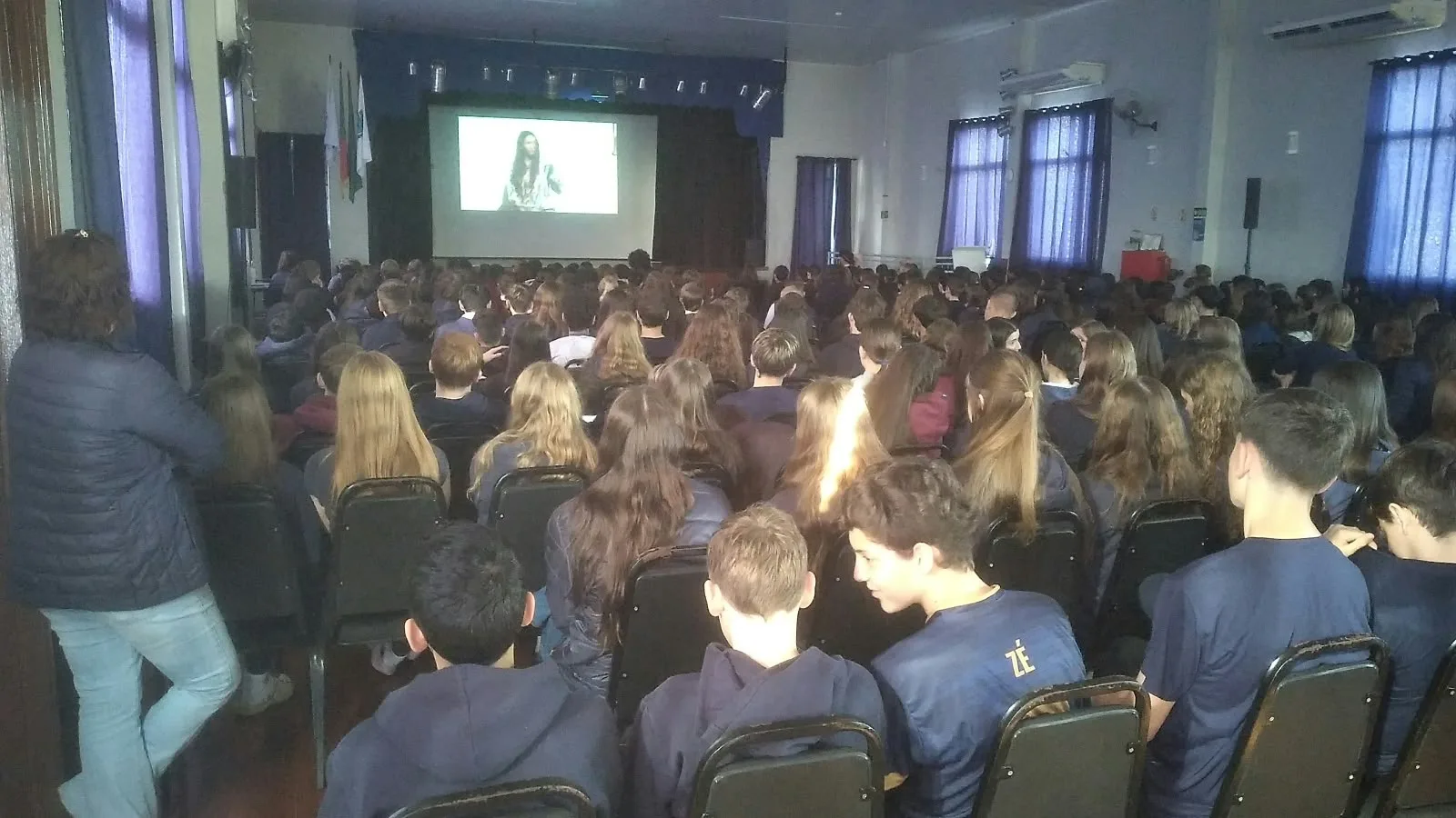 Filme em dialeto alemão reúne estudantes e resgata memória regional no RS