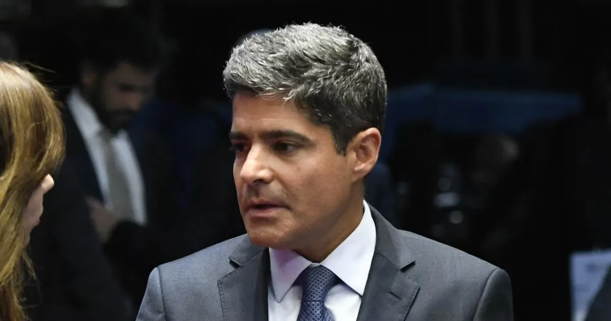 Federação pede ao STF acesso a inquéritos sobre ACM Neto no caso Master