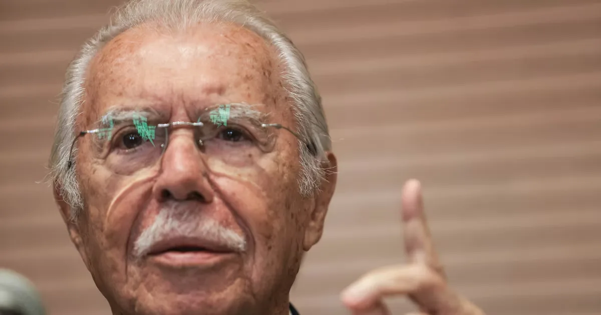 José Sarney segue internado em São Paulo e deve receber alta na próxima semana