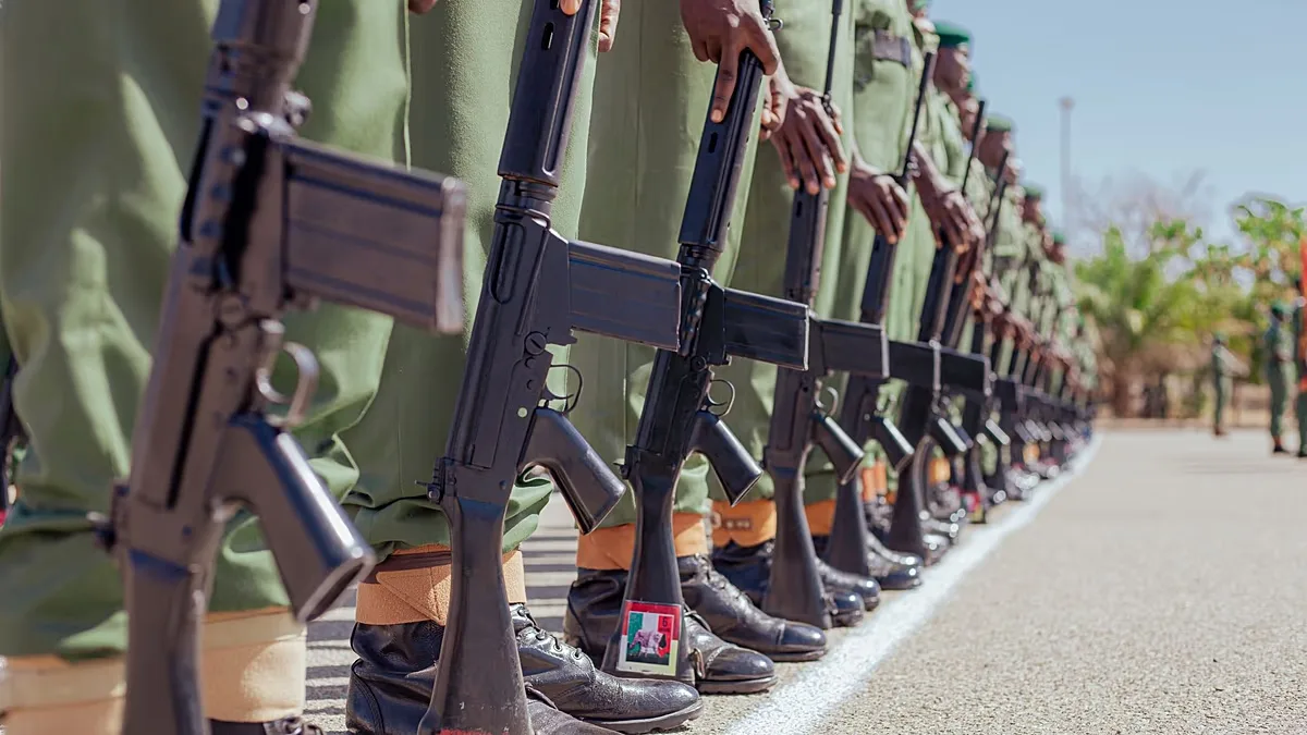 Autoridades da Guiné-Bissau pedem calma após movimentação militar em Bissau
