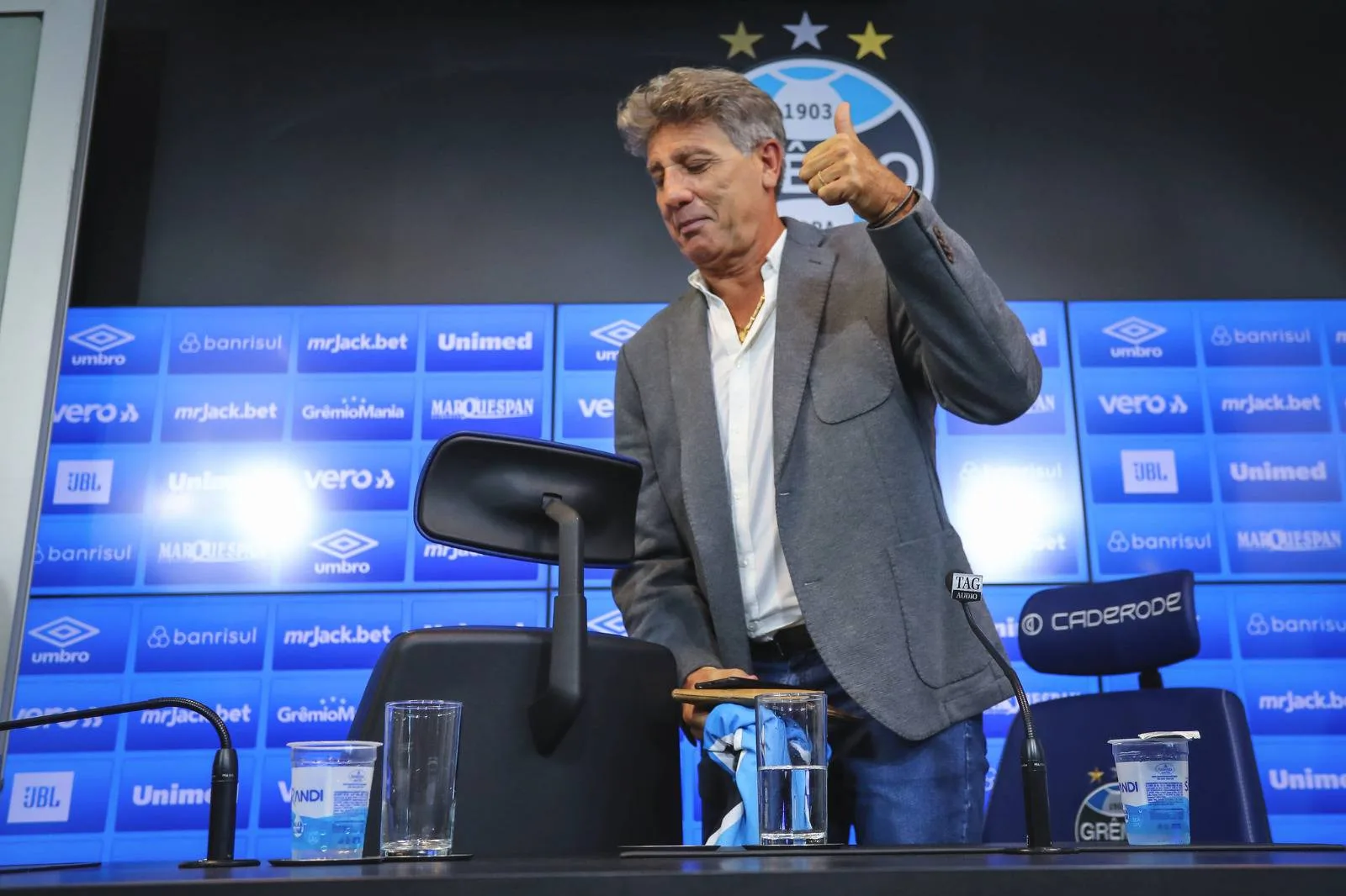 Renato assume Grêmio com equipe na 16ª posição do Brasileirão