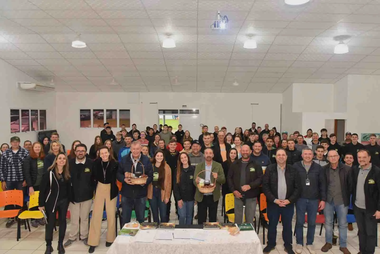 Projetos de agricultura marcam renovação de apoio à Efasc
