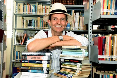 Jair Teves é homenageado por incentivo à leitura em Santa Cruz do Sul