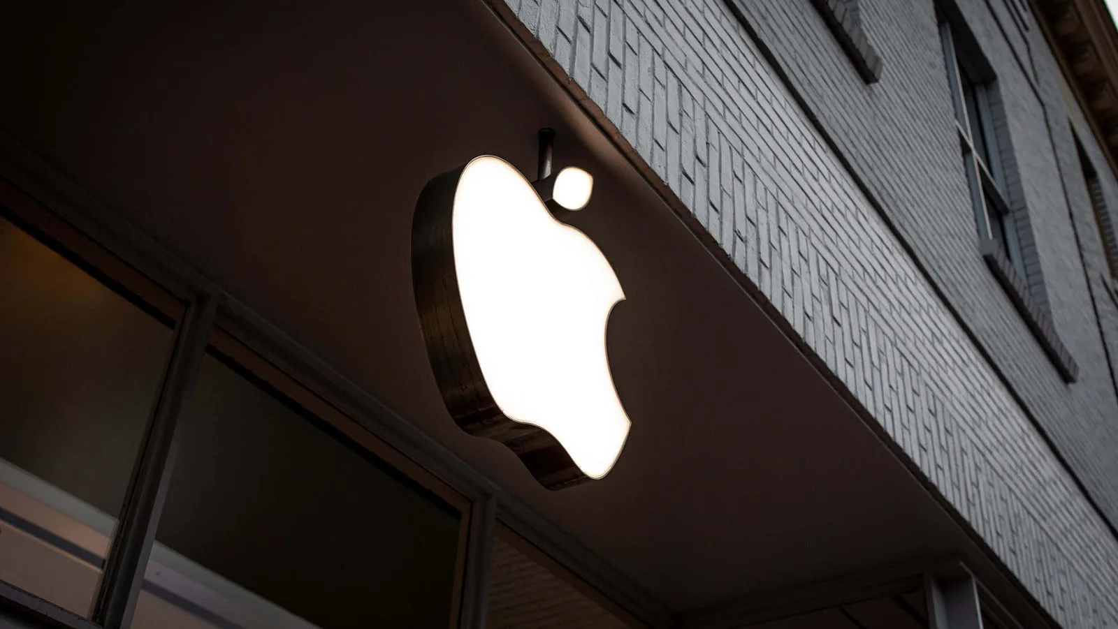 Apple envia caixas lacradas a lojas antes de possível anúncio de outubro