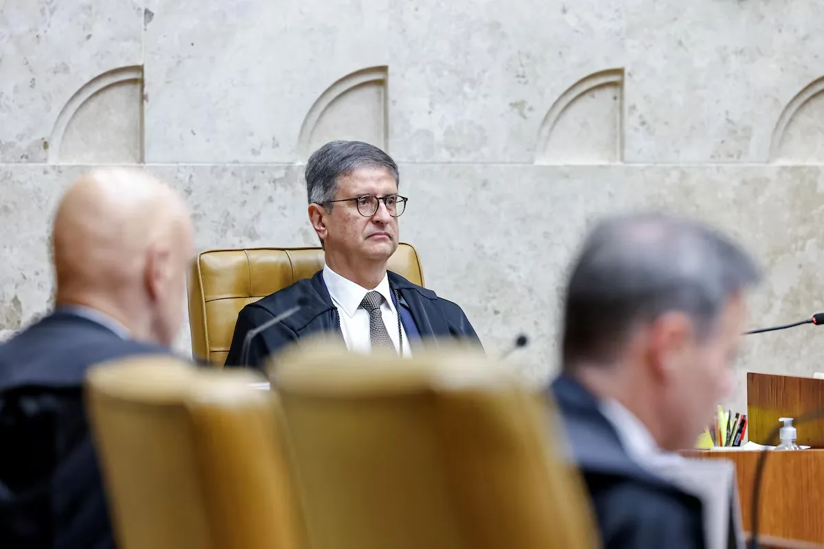 Gonet nega vínculo próximo com Vorcaro durante sessão no STF
