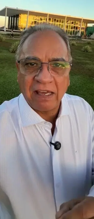 Ronaldo Fonseca renuncia ao Senado e declara apoio a Michelle e Bia Kicis