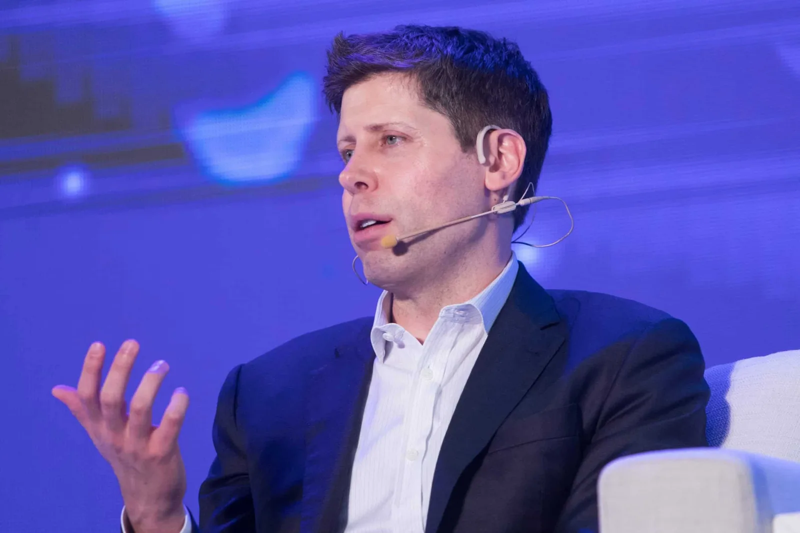 Altman defende transparência após acidentes no desenvolvimento de IA