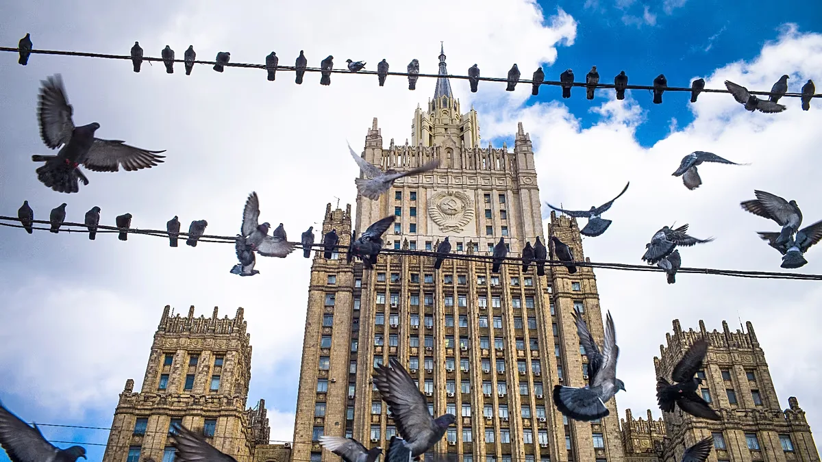 Hungria mantém decisão após Moscou ordenar saída de seus diplomatas