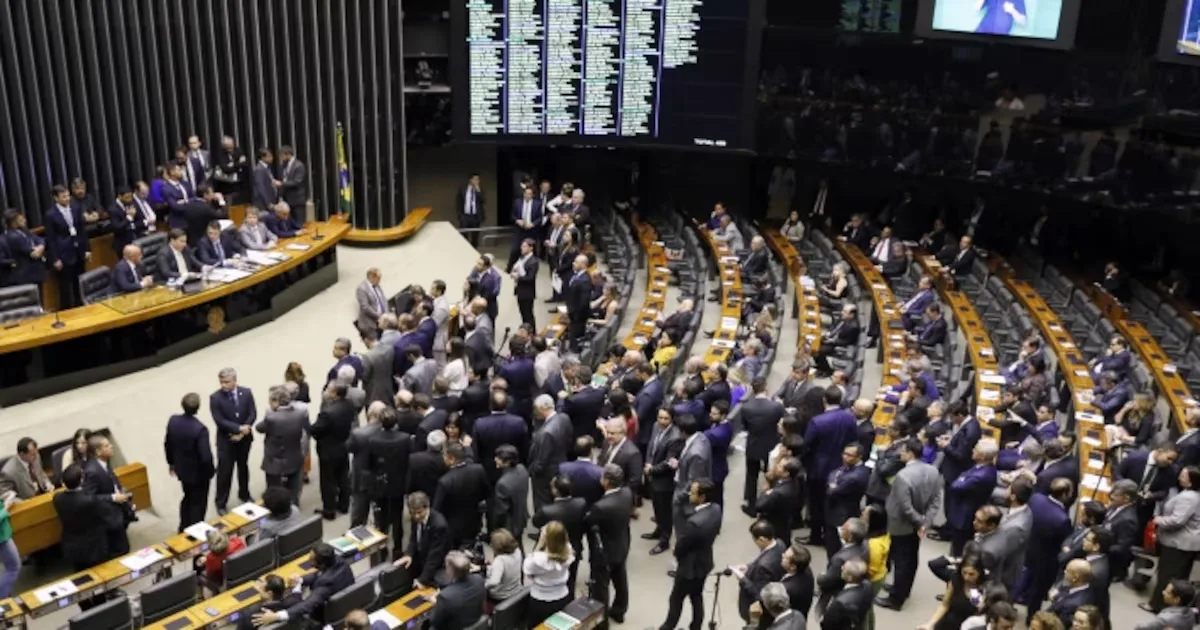 Patrimônio de deputados mais votados em 2022 cresce até 10.491,94%