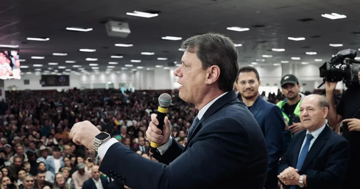 Tarcísio pede atuação do Senado e resposta do STF sobre crise envolvendo Moraes