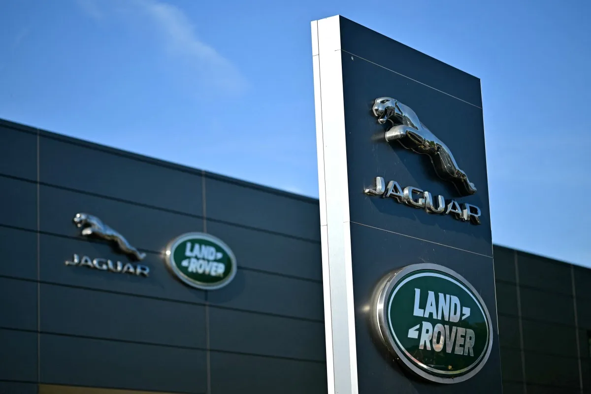 Jaguar Land Rover planeja eliminar quase 4.000 empregos em dois anos