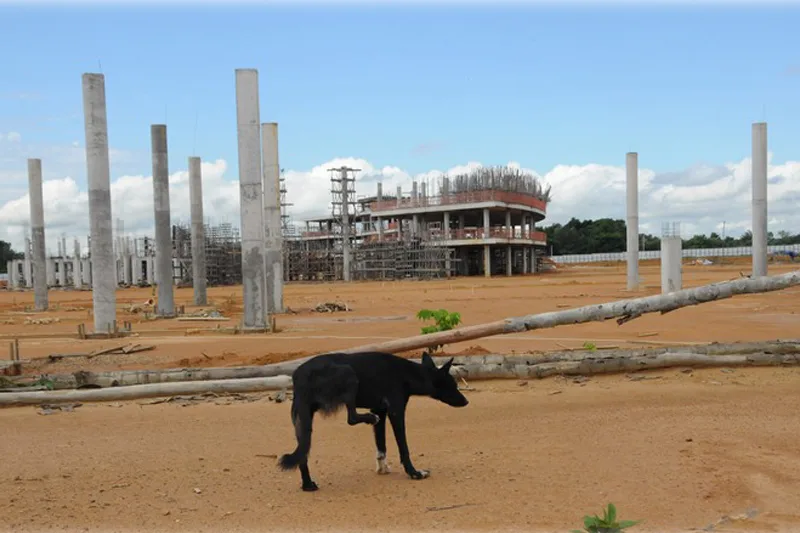 Justiça eleitoral ordena remoção de vídeo sobre obra da UEA no Amazonas