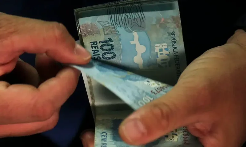 Programas sociais ficam preservados enquanto IFI vê pressão sobre o Orçamento de 2027