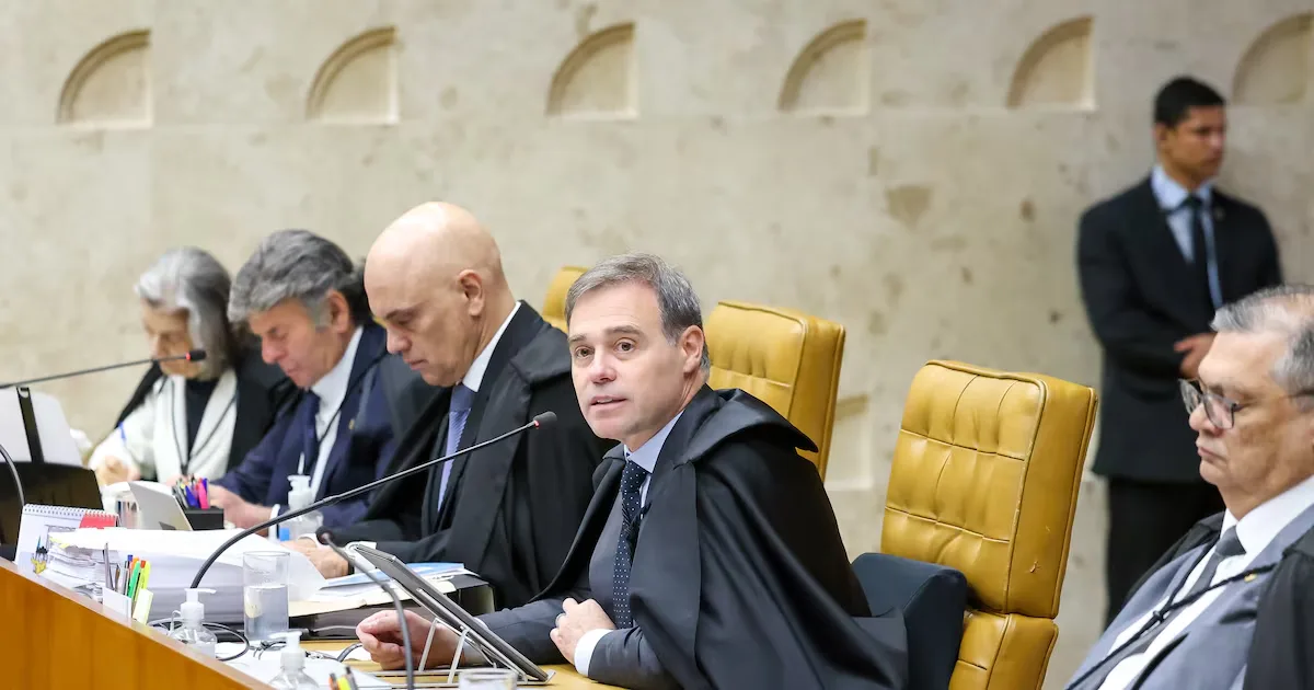 PF discutiu relatório sobre diálogos de Vorcaro com Moraes e relatou pressões a Mendonça