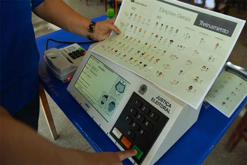 Candidatos ficam protegidos de prisão a partir deste sábado