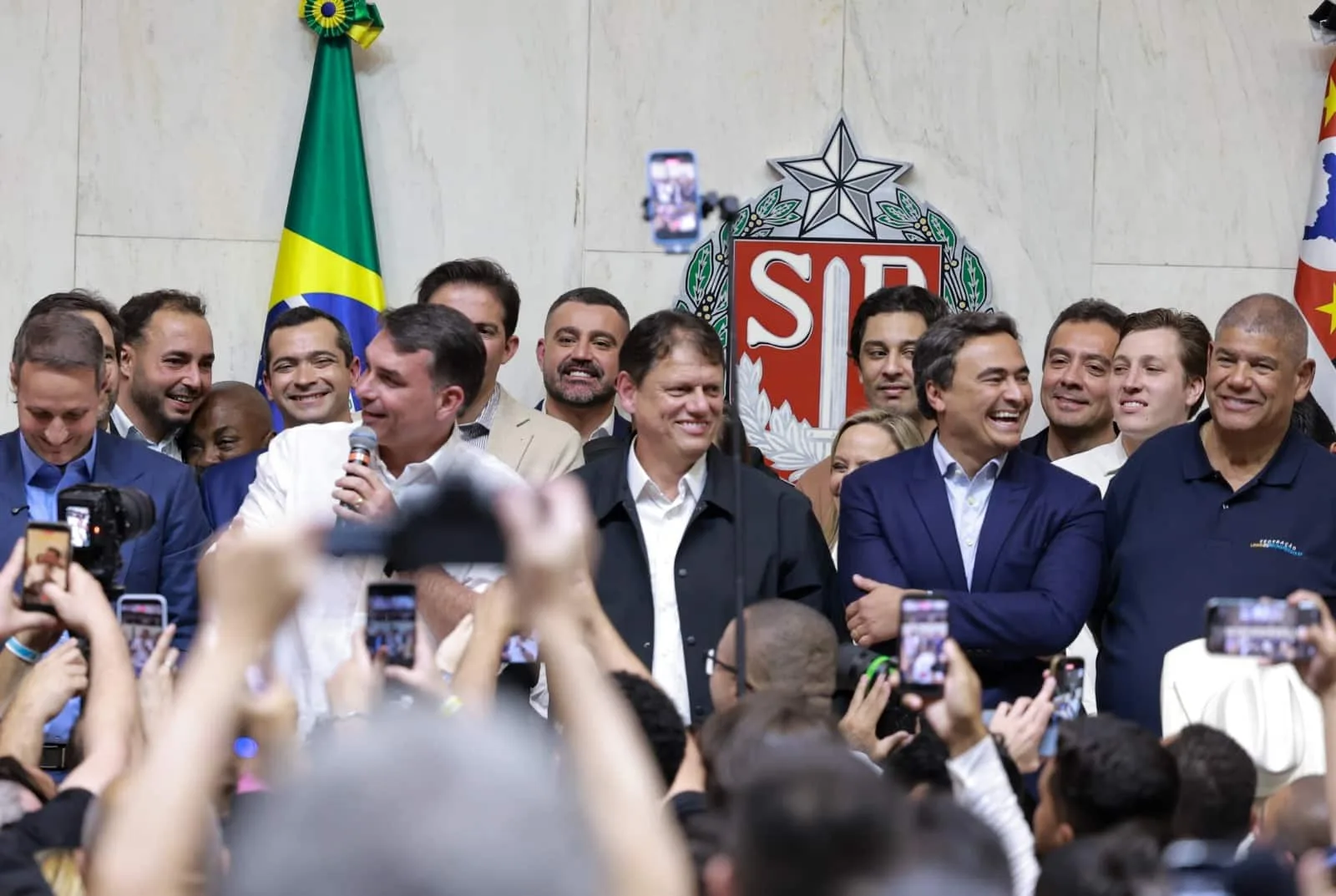 Milton Leite: quem é o aliado de Flávio Bolsonaro e Tarcísio alvo de ação por elo com o PCC