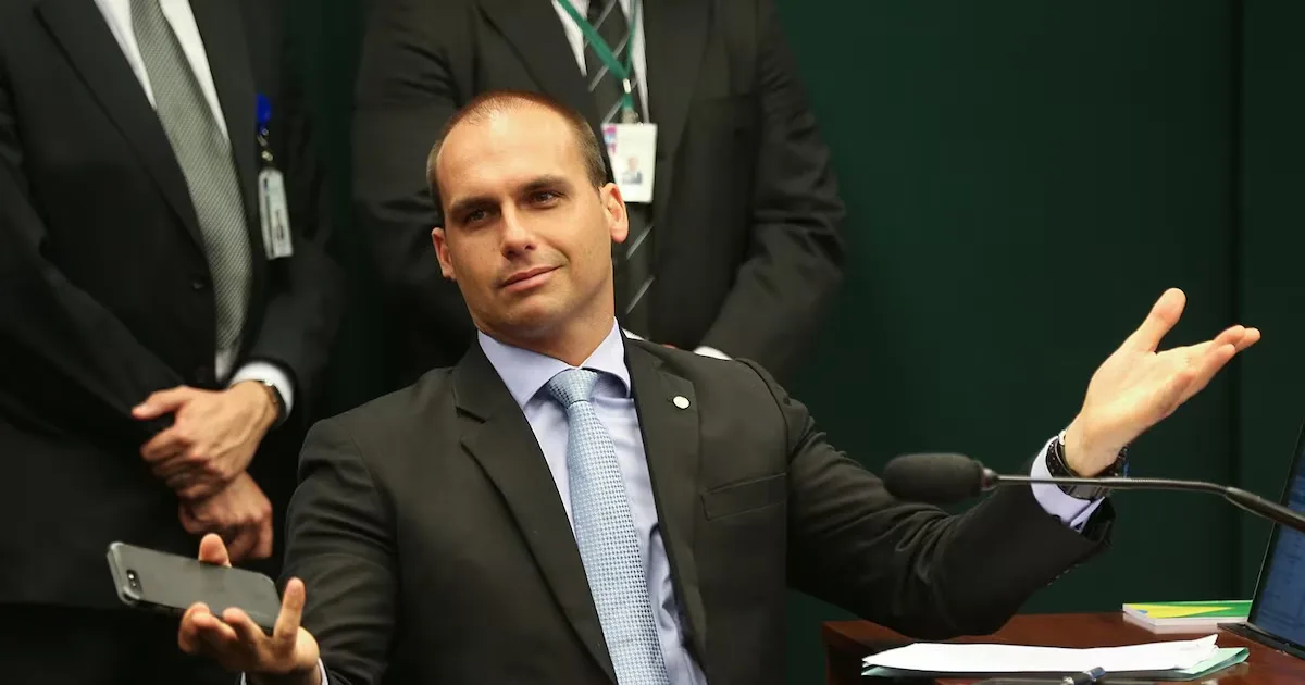 TRE-SP manda retirar vídeo de Eduardo Bolsonaro sobre Simone Tebet
