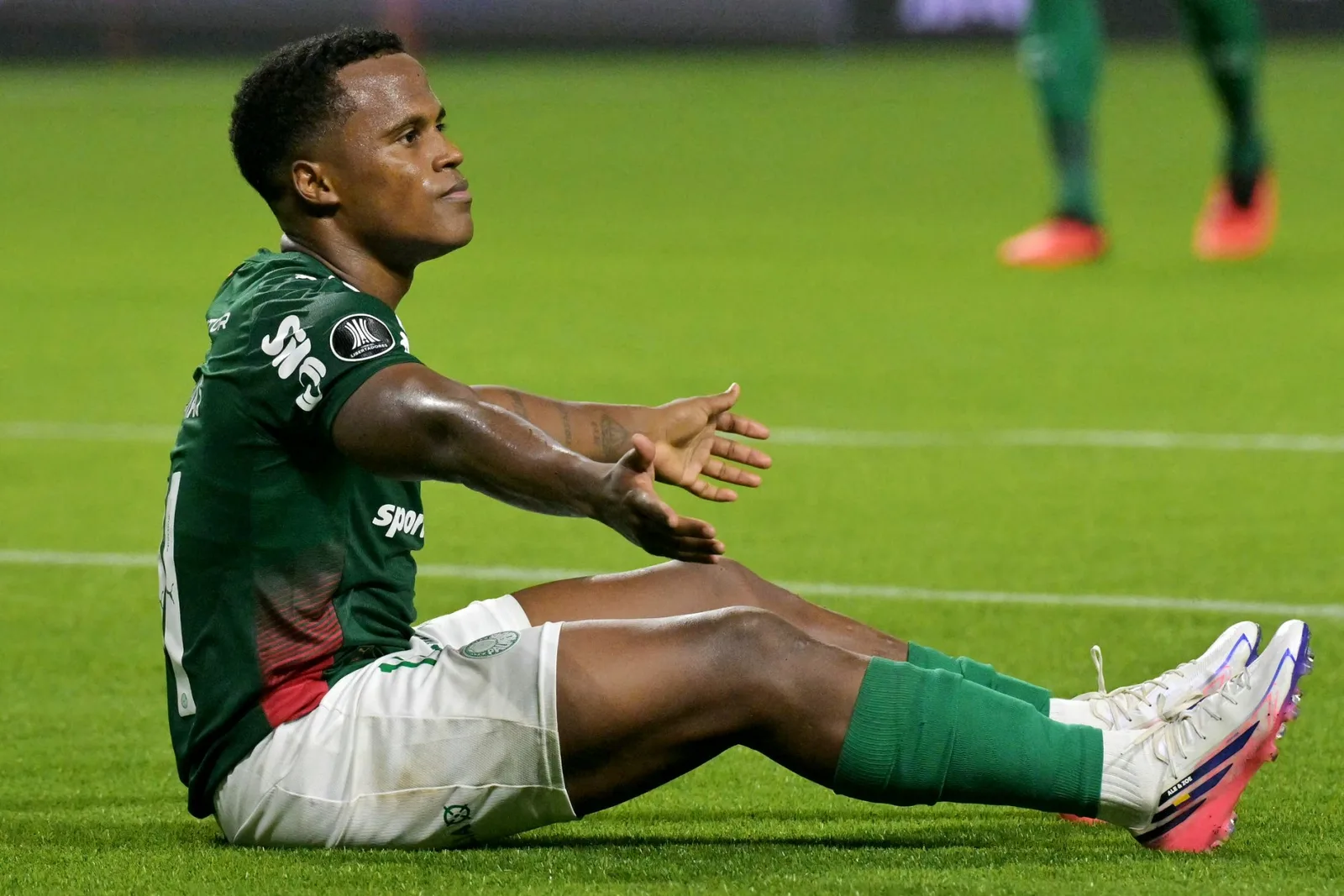 Empate mantém Palmeiras na vice-liderança e Grêmio na zona de rebaixamento