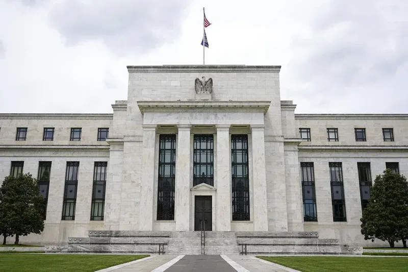 Goolsbee diz que Fed deve preservar independência ao avaliar juros