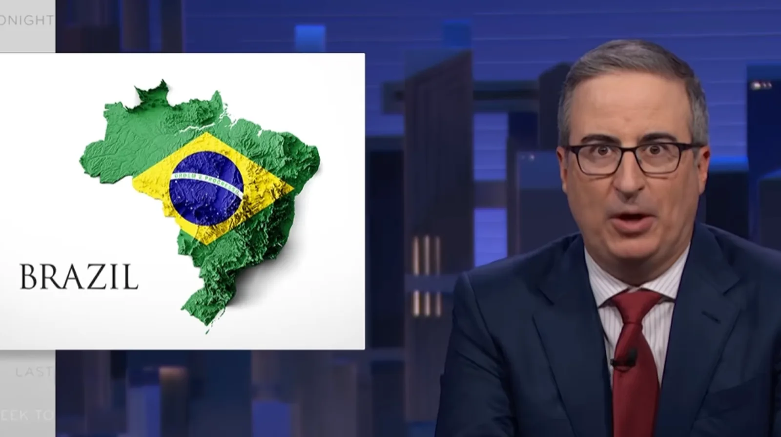 John Oliver avalia chances de Flávio Bolsonaro e alerta para disputa no Brasil