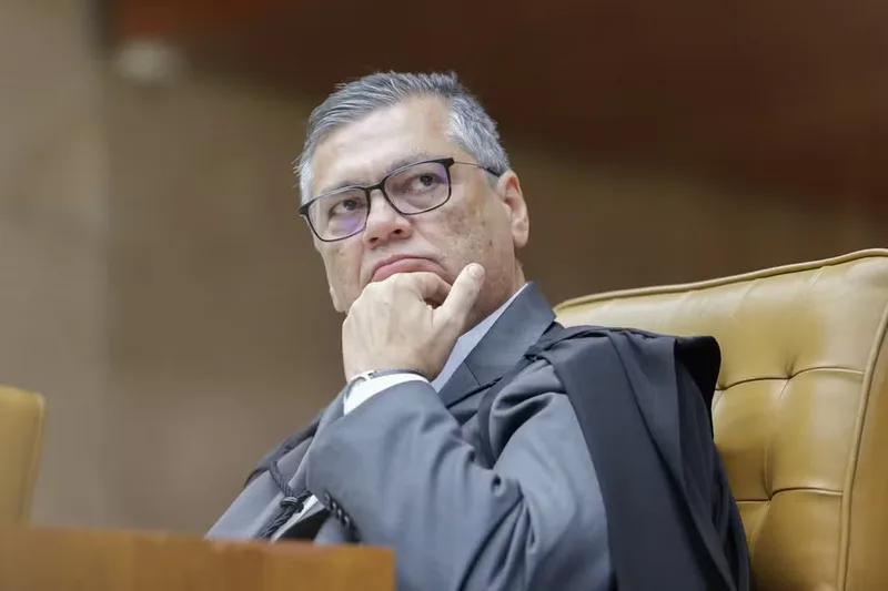 Fachin deixa sem efeito ordens sobre comando da Polícia Federal até análise do plenário
