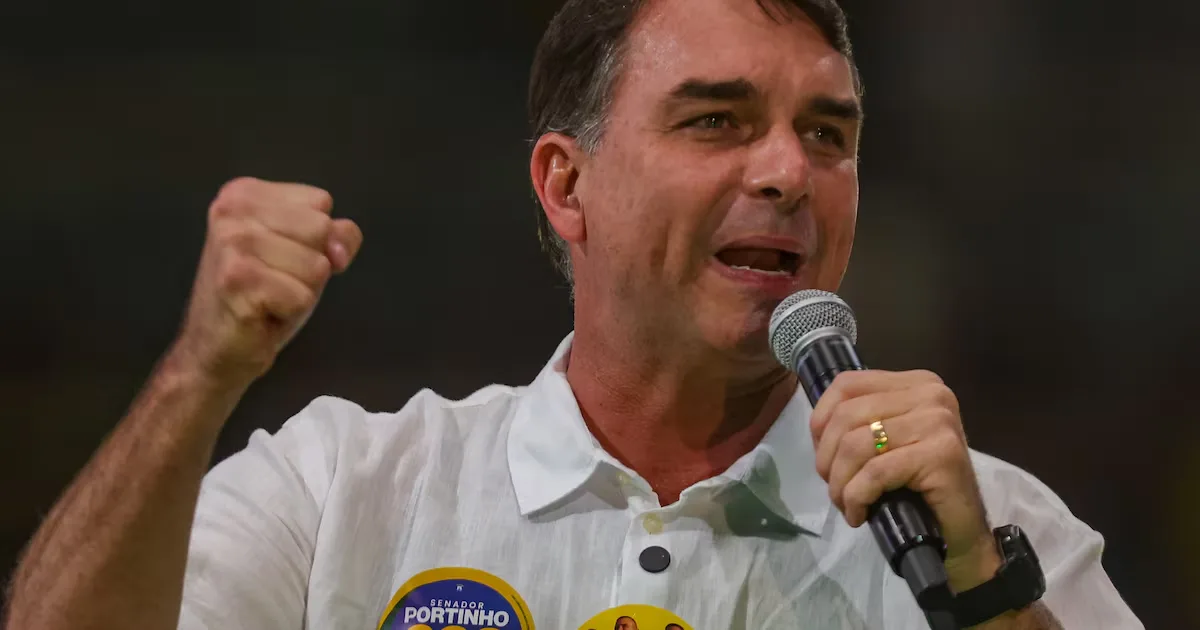 TSE manda retirar vídeo que liga Flávio Bolsonaro ao Banco Master