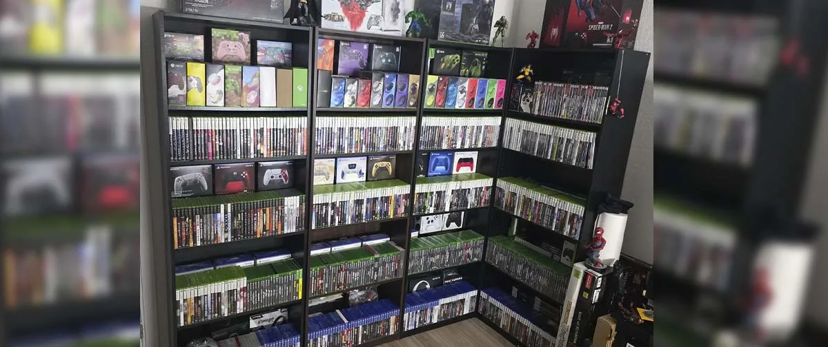 Coleção reúne centenas de jogos, consoles e controles em espaço de videogames