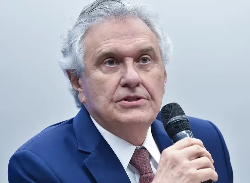 Caiado confirma debate paralelo e reserva indicação ao STF para mulheres