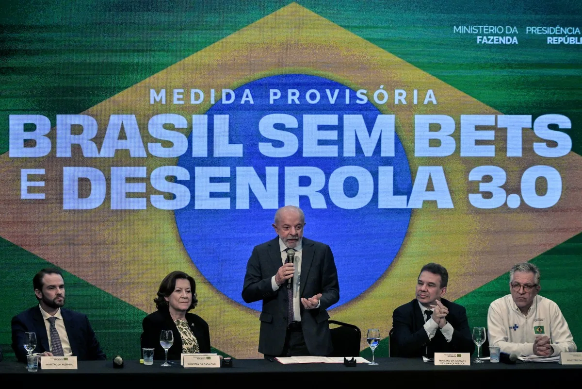 Governo inicia comunicação sobre saques após proibição das bets