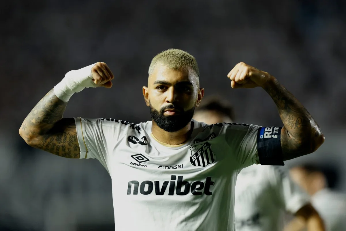 Santos vence o Internacional por 3 a 2 e amplia distância da zona de rebaixamento