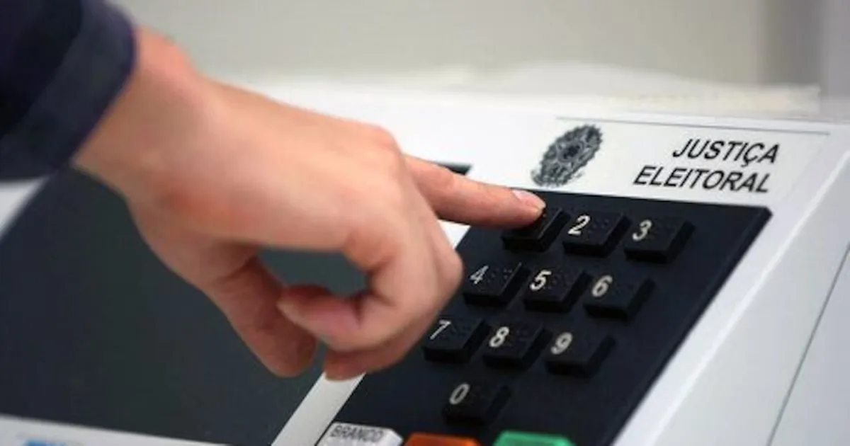 TSE indefere 474 candidaturas e registra 545 renúncias nas eleições de 2026