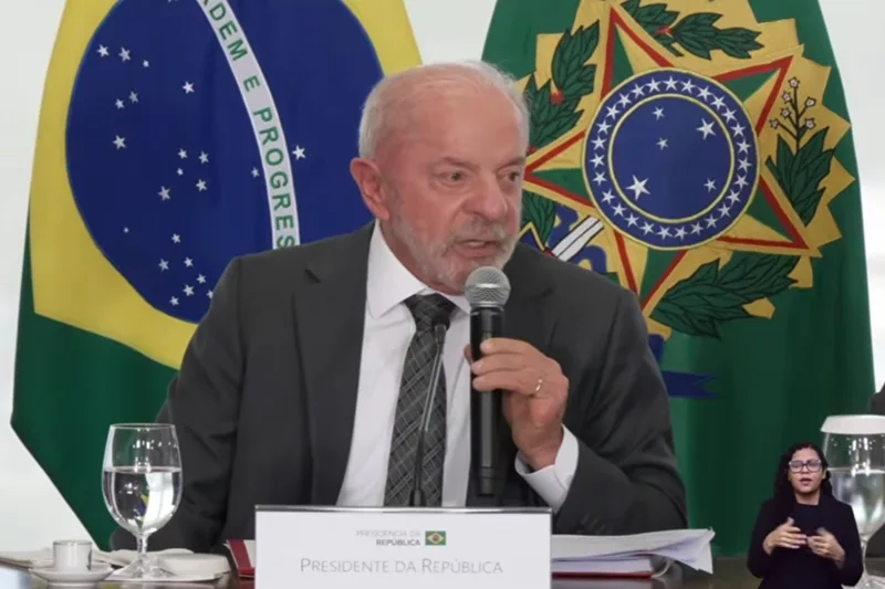 Lula diz que política ambiental pode ser destruída por um novo governo