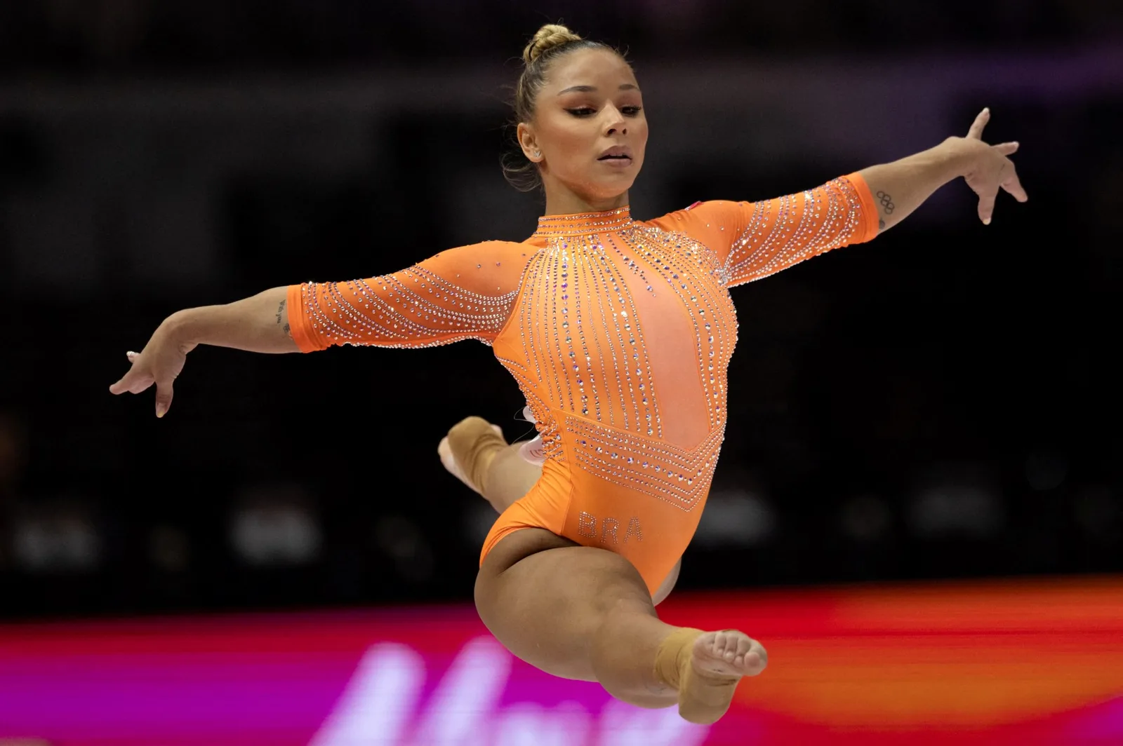 Brasil leva dois ouros e duas pratas na etapa húngara da Copa do Mundo de ginástica