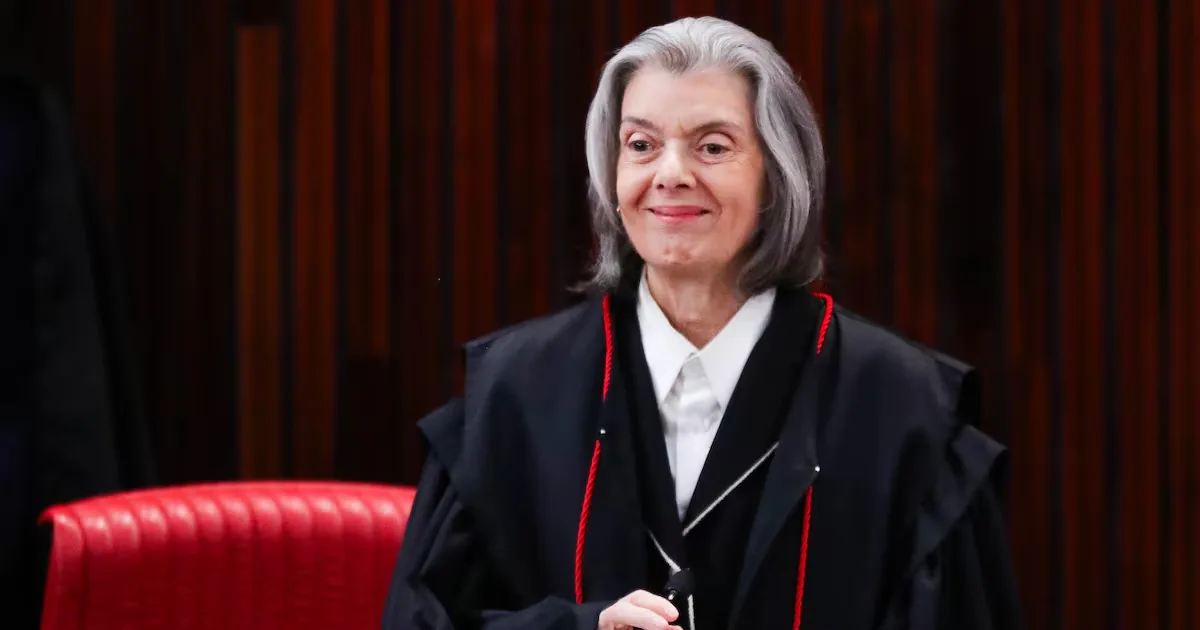 Cármen Lúcia é a única ministra do STF com avaliação positiva acima da negativa