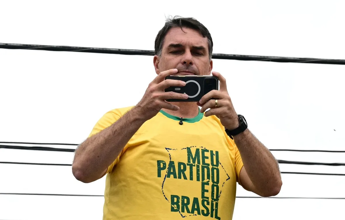 Flávio Bolsonaro cancela agenda em Presidente Prudente neste domingo