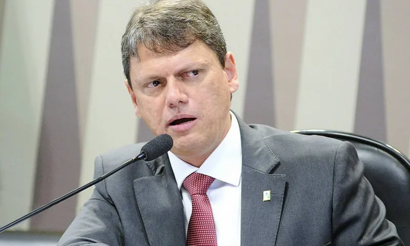 Tarcísio acusa grupos no STF de buscar autoproteção e cobra transparência