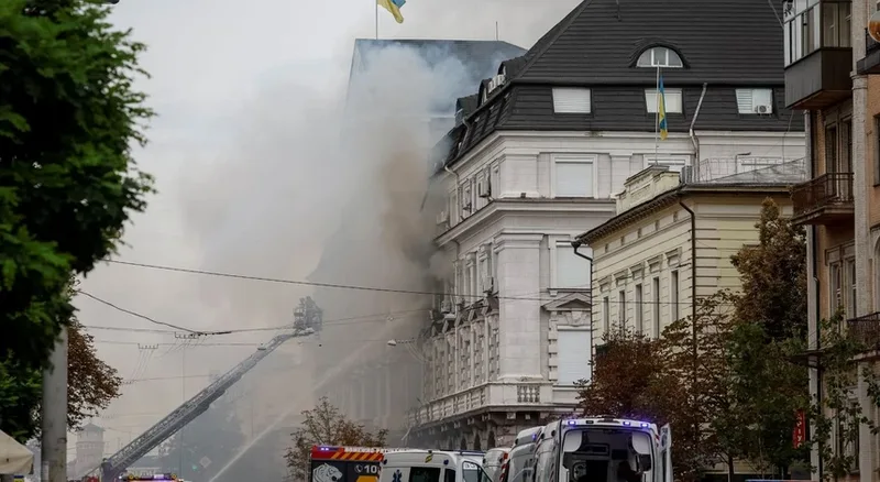 Drone russo atinge gabinete do chefe da segurança ucraniana em Kiev