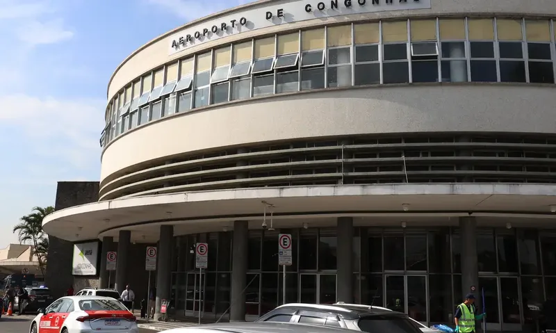 Congonhas poderá concluir operações depois das 23h em contingências