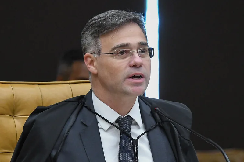 PGR pede investigação sobre atuação de André Mendonça na Polícia Federal