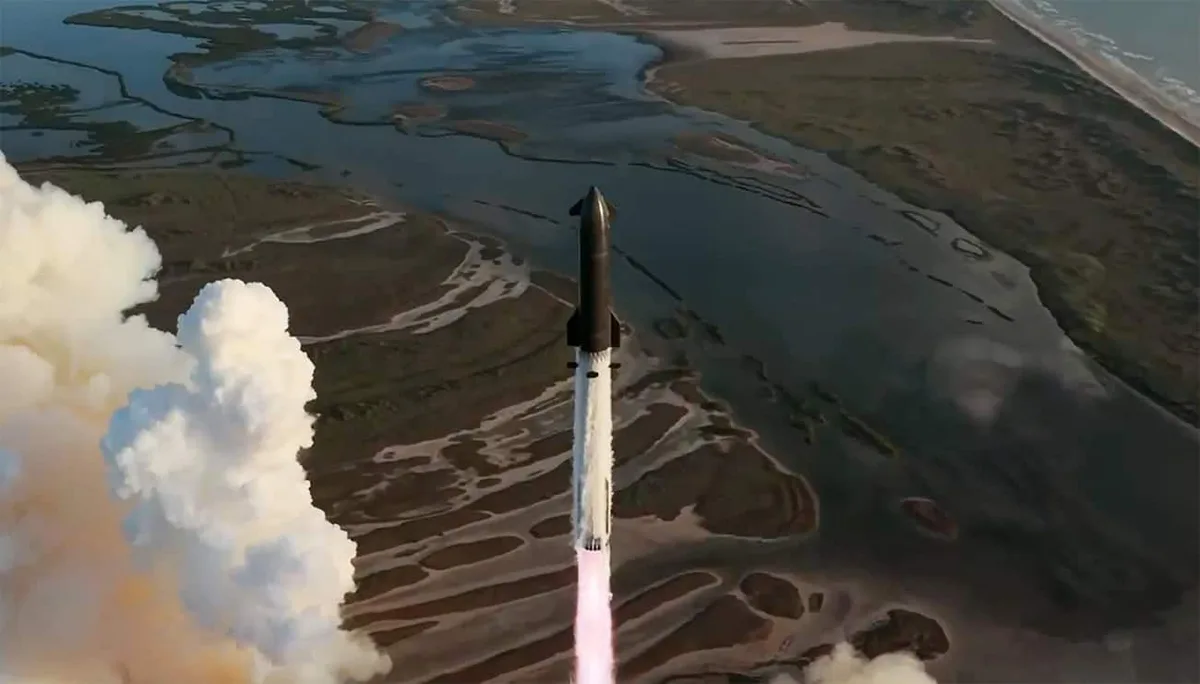Starship alcança órbita em 14º voo e libera satélites Starlink V3