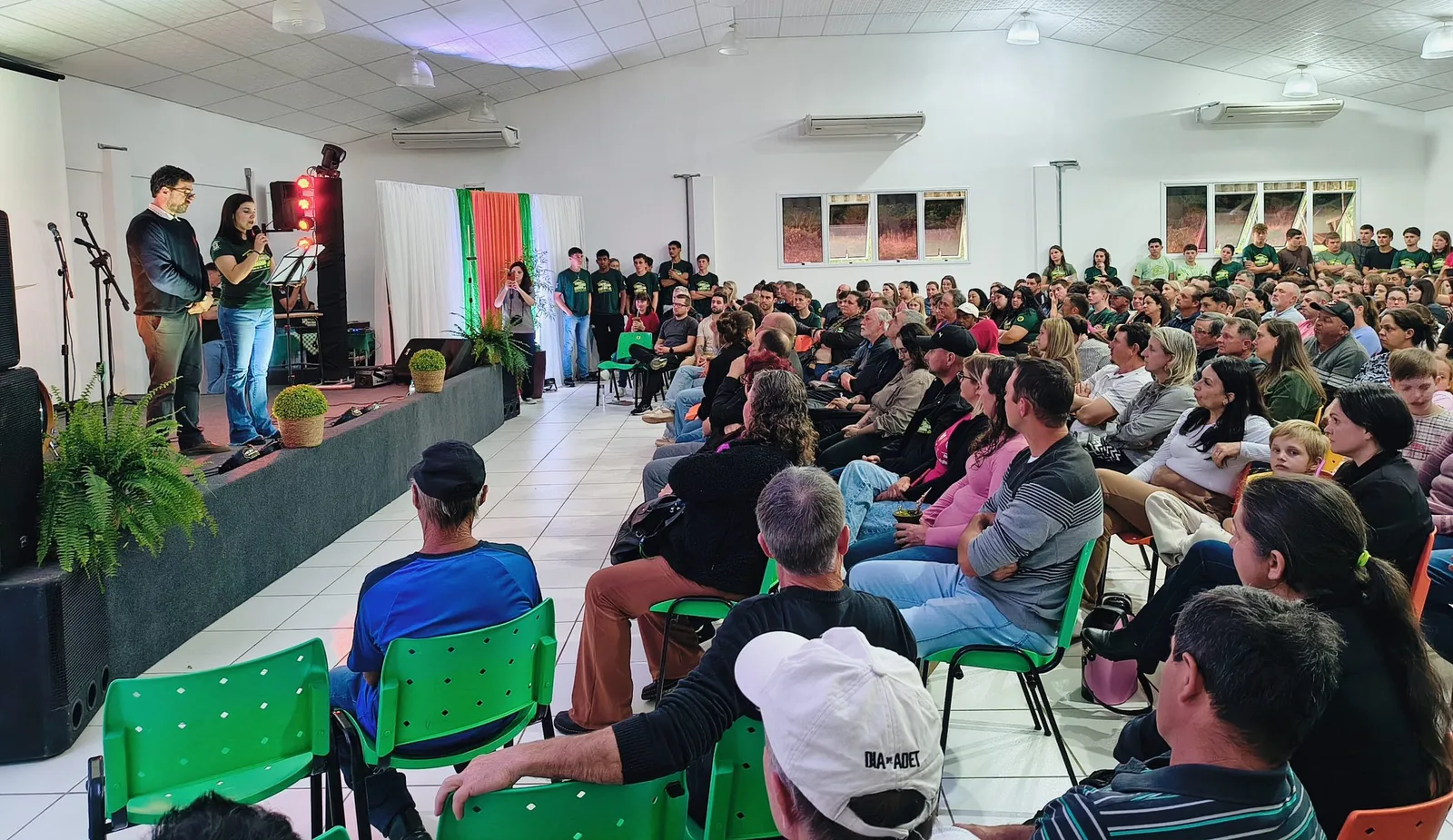 Efasc realiza primeira edição de festival cultural com arte, teatro e música