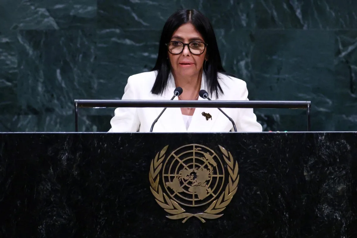 Delcy Rodríguez vincula transição democrática a novas eleições na Venezuela