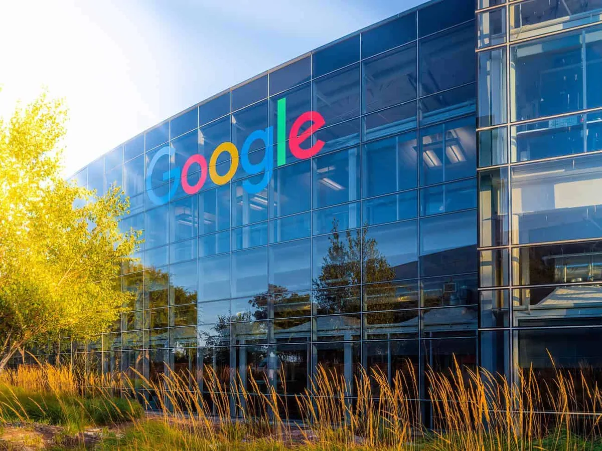 Google amplia recursos de IA no Workspace com imagens, vídeos e tradução