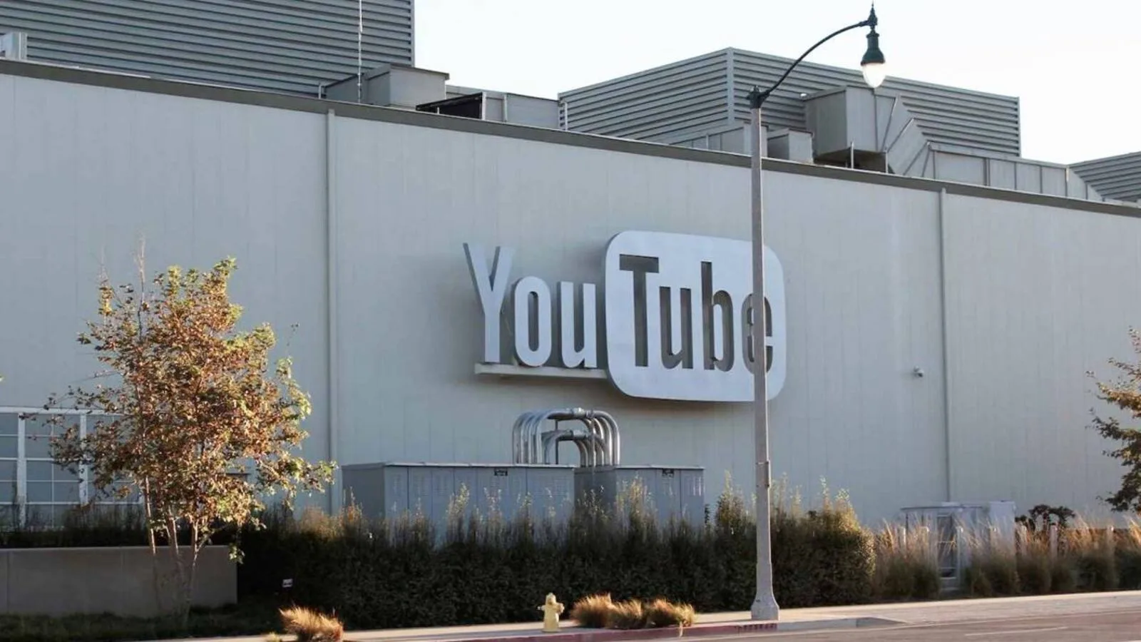 Vídeos de saúde com avatares médicos levam AGU a acionar YouTube