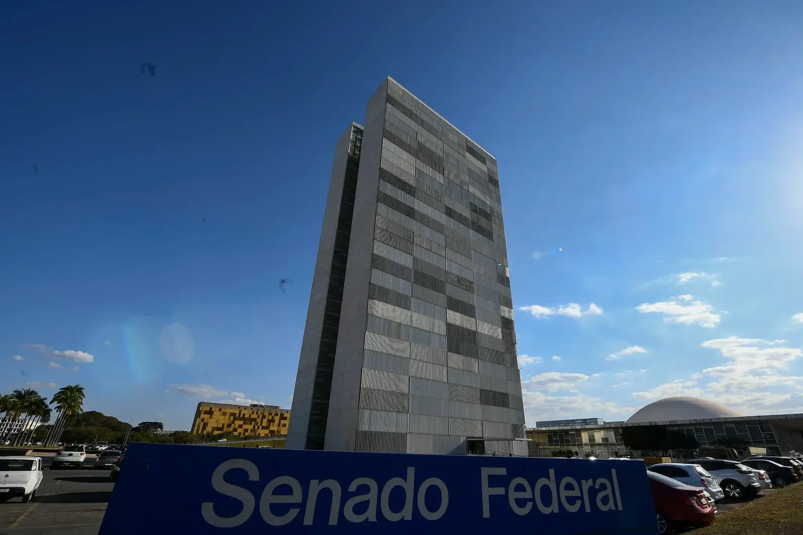Eduardo Braga lidera disputa ao Senado no Amazonas, aponta pesquisa